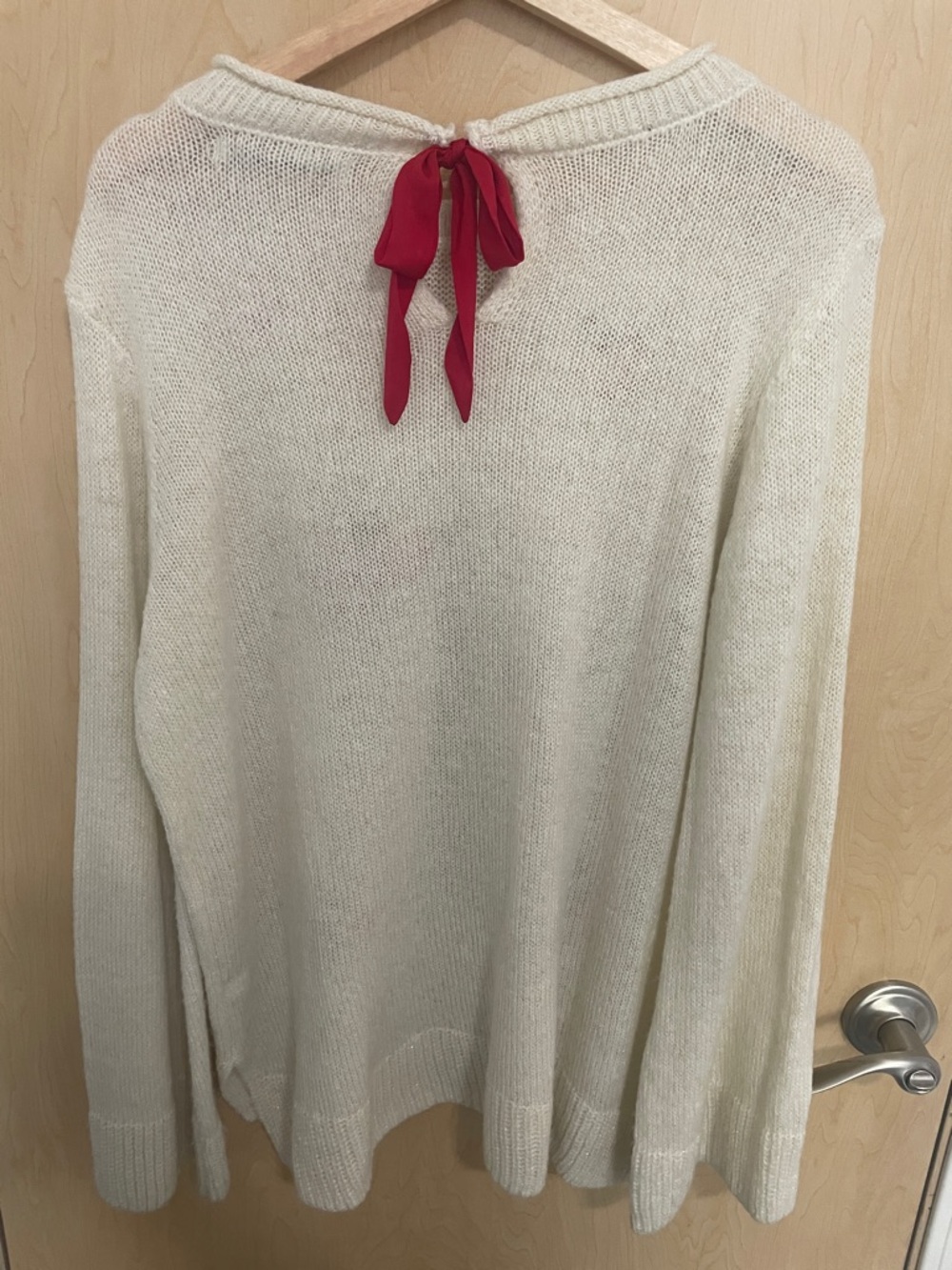 Lauren Conrad x Disney Cream Embroidered Apple Crewneck Sweater XL - Picture 4 of 11